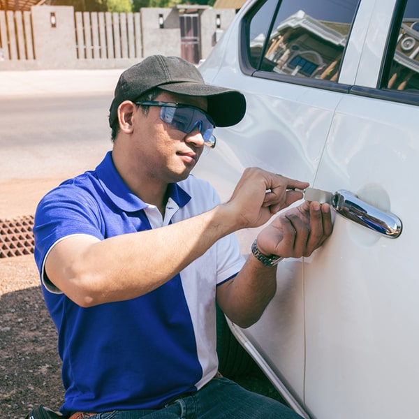 en nuestra cerrajería de autos tenemos experiencia trabajando con vehículos de todas las marcas y modelos